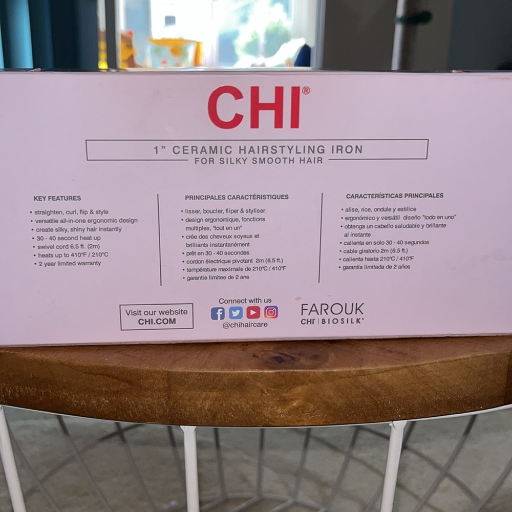 CHI Limited Edition See You At The Beach 1” Ceramic Flat Iron Pink - Picture 4 of 6
